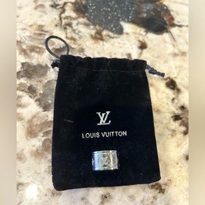 “Louis Vuitton” ring size 5, barely worn